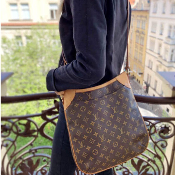 💎✨Authentic✨💎Louis Vuitton Odeon MM Monogram
